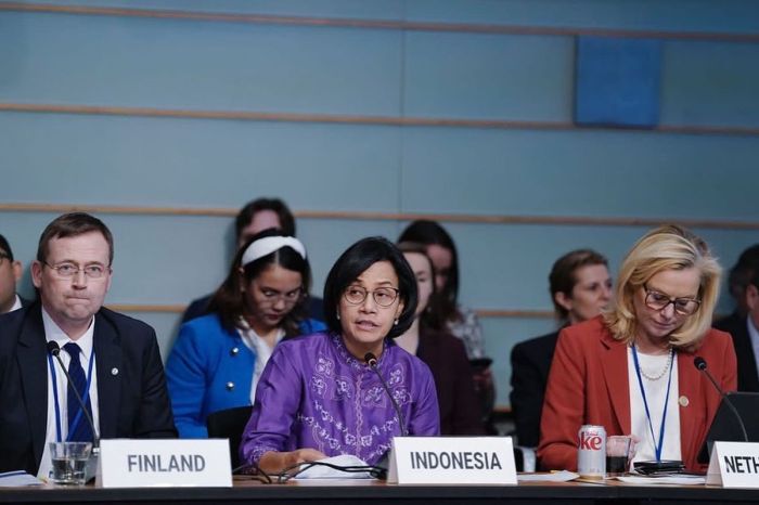 Sri Mulyani Beberkan Rencana Besar Naikkan Gaji Guru Indonesia